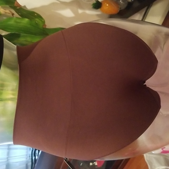 ❤ ❤️ SKIMS NWT Seamless Core Control Sculpted High Waist  Shaping Brief - Size S - Picture 4 of 7